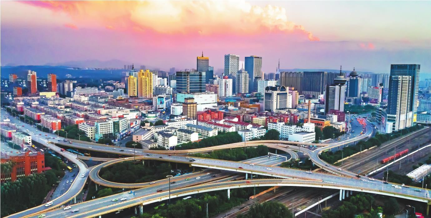 鞍山之旅，探寻钢铁之城的独特魅力